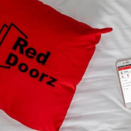 فندق Reddoorz Near Legian Street كوتا المظهر الخارجي الصورة