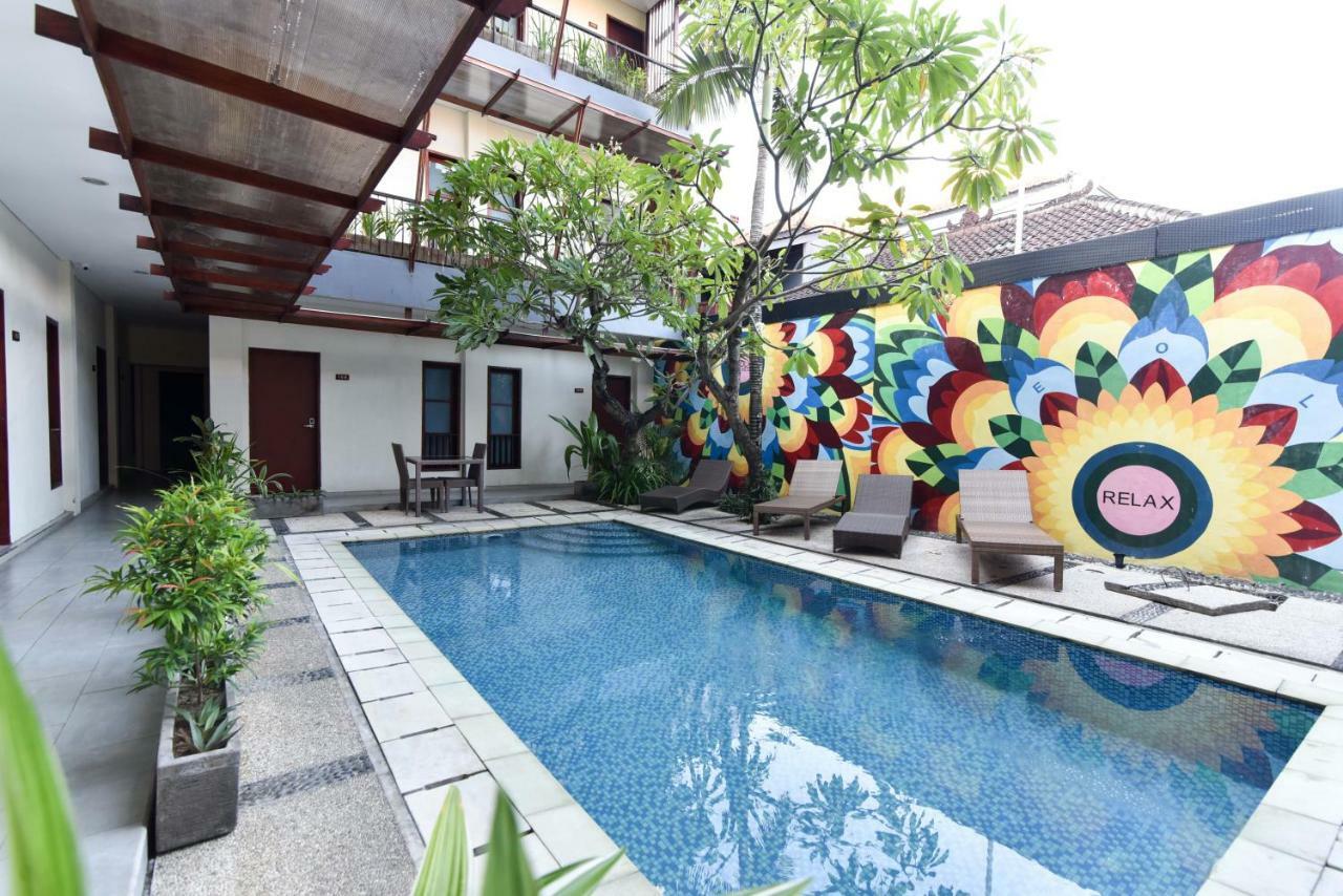 فندق Reddoorz Near Legian Street كوتا المظهر الخارجي الصورة