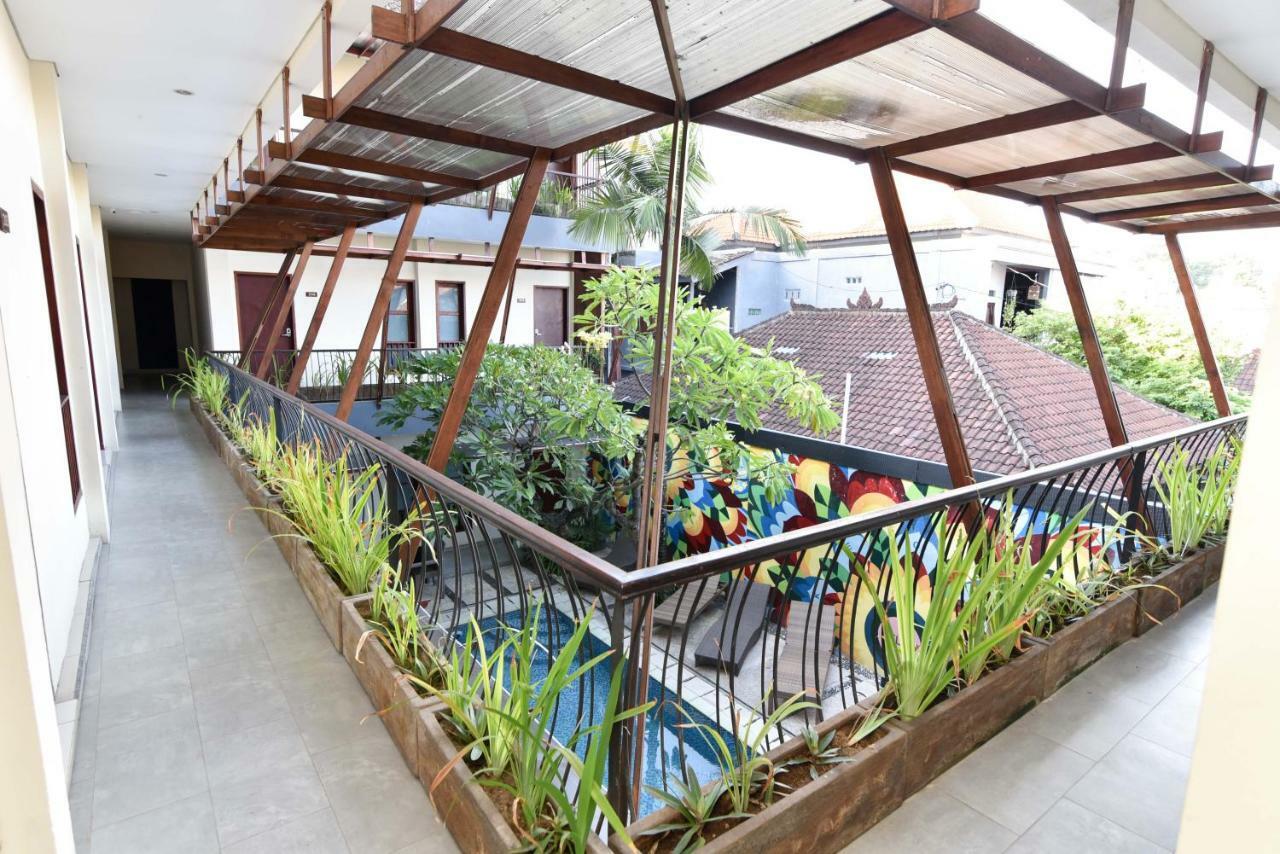 فندق Reddoorz Near Legian Street كوتا المظهر الخارجي الصورة