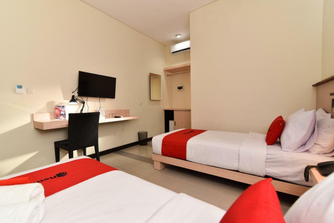 فندق Reddoorz Near Legian Street كوتا المظهر الخارجي الصورة